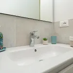 Terrazza Matteotti 23 - Ampio Appartamento-6 Posti-zona Centro-comodo Stazione Apartment Turin